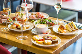 TikTok US March 2025 | Food & Beverage Industry Report — Mid-Priced Products Take the Lead — But Are You Ready to Win This Segment?